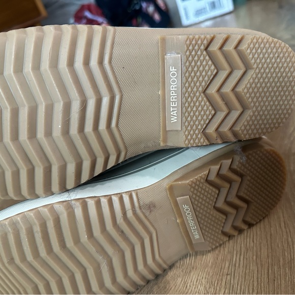 Sorel Joan of Arctic Women's Beige Winter Boots with Faux Fur Trim - Picture 4 of 4